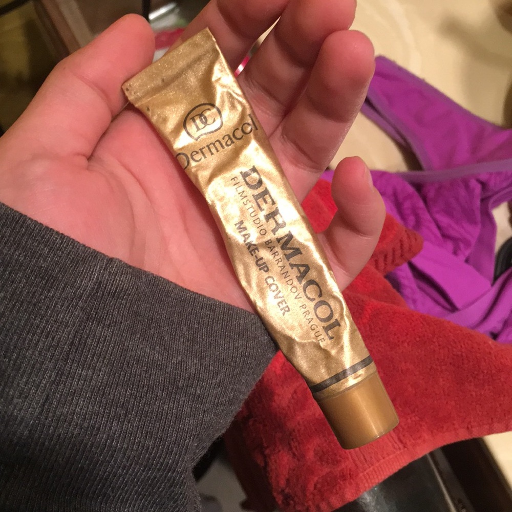 Dermacol foundation
